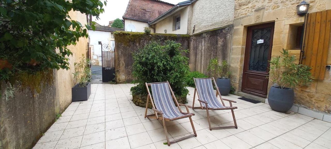 Villa Marguerite Terrasse & Garage Belvès Exterior foto